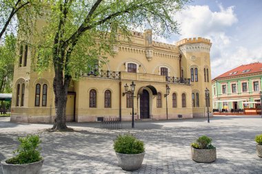 Eski bina City Komarno, Slovakya