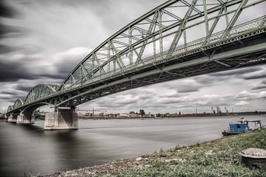 Elizabeth Köprüsü arasında Macaristan ve Slovakya