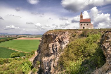 Romantik çiftler ve yalnız Drazovsky Kilisesi, Slovakya