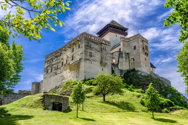 Castillo de Trencin, Eslovaquia — Foto de Stock