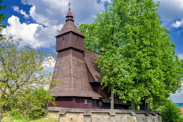 Wooden church in Hervartov, Slovakia — Stock Photo, Image