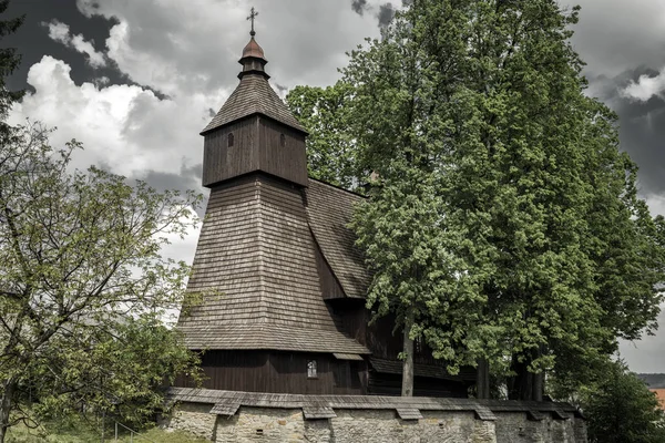 Wooden church in Hervartov, Slovakia — Stock Photo, Image