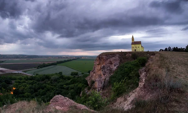 Igreja na colina, Drazovce - Eslováquia — Fotografia de Stock