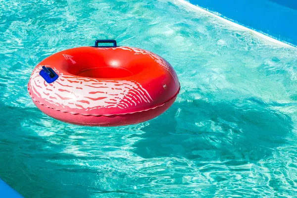 Roda de natação inflável — Fotografia de Stock