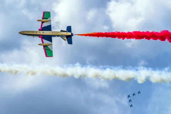 Acrobatische display team Al Fursan — Stockfoto