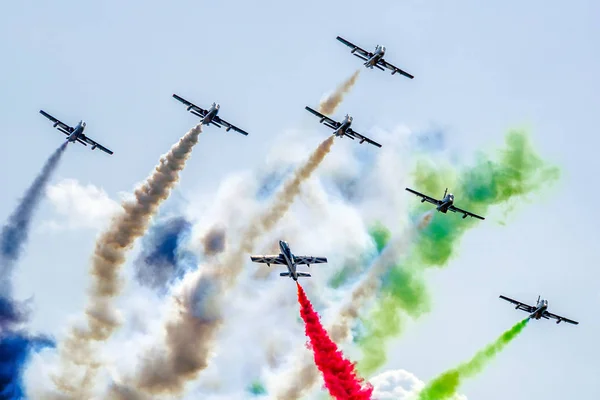 Acrobatische display team Al Fursan — Stockfoto