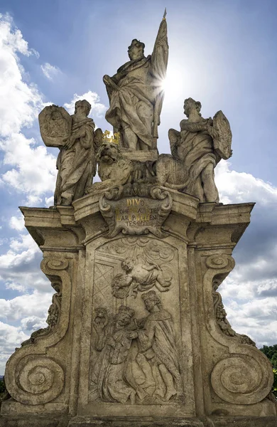 Standbeeld onn stad Kutna Hora, Tsjechië — Stockfoto