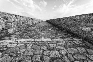 Venedik fortezza City Rethymno Crete Island - Yunanistan. Gökyüzü giden yol