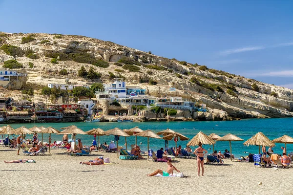 Matala beach na Krétě, Řecko — Stock fotografie