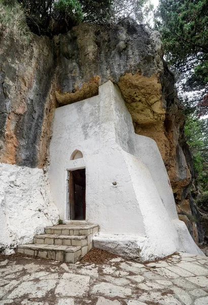 Capela em Mili gorge em Creta, Grécia — Fotografia de Stock