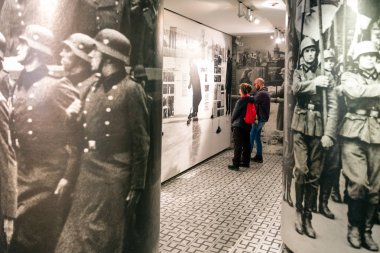 Oscar Schindler'in emaye fabrikası, Krakow, Polonya ziyaret