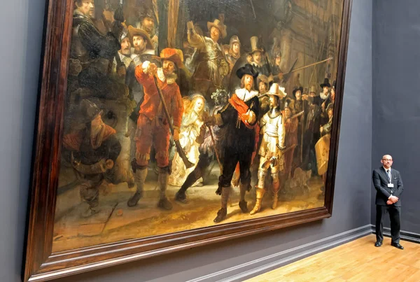 Pintura famosa El reloj nocturno de Rembrandt, Rijksmuseum - Amst —  Fotos de Stock