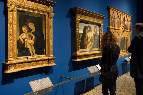 Giovanni bellini paintigs at brera art gallery, Mailand — Stockfoto