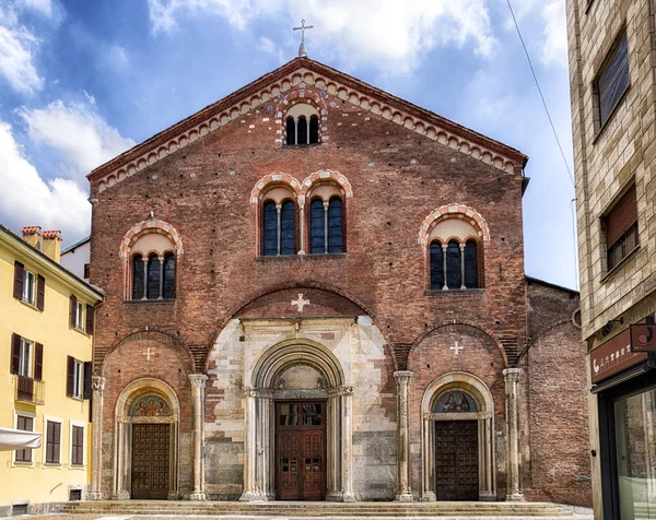 Basílica de San Simpliciano em Milão, Itália — Fotografia de Stock