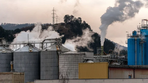 Fabrikadan duman — Stok fotoğraf