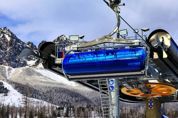 Tatranska Lomnica Slovakia December Modern Ski Lift Chair Ski Resort — Stock Photo, Image