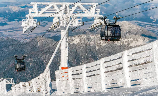 Demanovska Dolina Eslovaquia Febrero Moderno Teleférico Funitel Estación Esquí Jasna — Foto de Stock