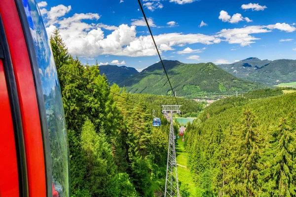 Ruzomberok Eslováquia Jun Cabine Ropeway Nas Montanhas Great Fatra Resort — Fotografia de Stock