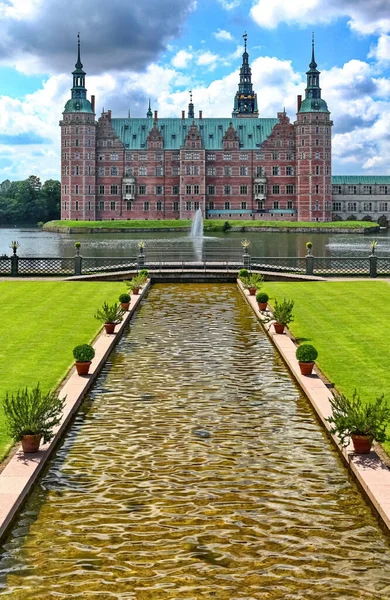 丹麦Hillerod的Frederiksborg城堡 — 图库照片