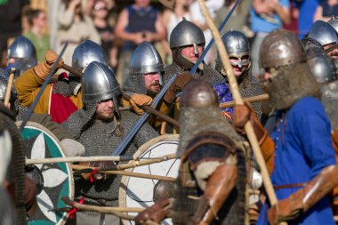 PARTIZANSKA LUPCA, SLOVAKIA - 29 Haziran: Uyarı ve ortaçağ savaşı 29 Haziran 2019 tarihinde Partizanska Lupca 'da Utgard festivalinde