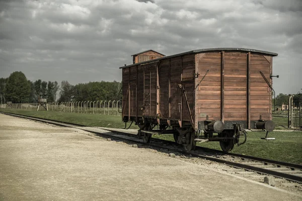 Vůz Pro Vězně Kolejích Koncentračním Táboře Osvětim Birkenau Polsko — Stock fotografie