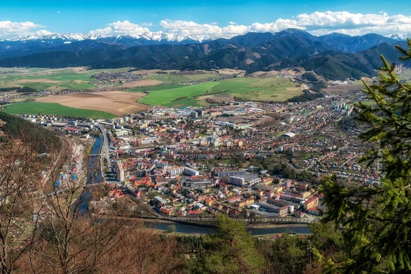 Hermosa Vista Desde Cima Colina Cebrat Ciudad Ruzomberok Eslovaquia Montañas — Foto de Stock