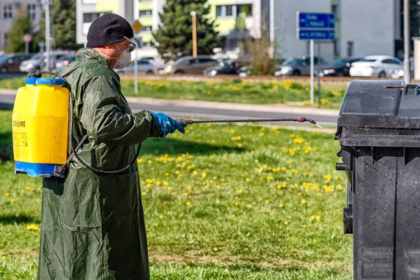 Ruzomberok Slovakia April 2020 Disinfecting Coronavirus Trash Cans Man Protective — Stock Photo, Image