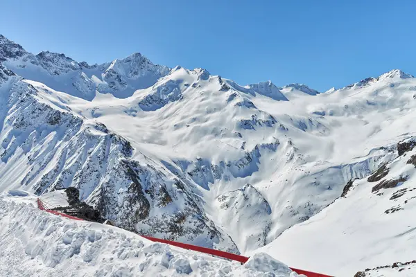 Montagne vallée de Baksan, Elbrus, Russie . — Photo