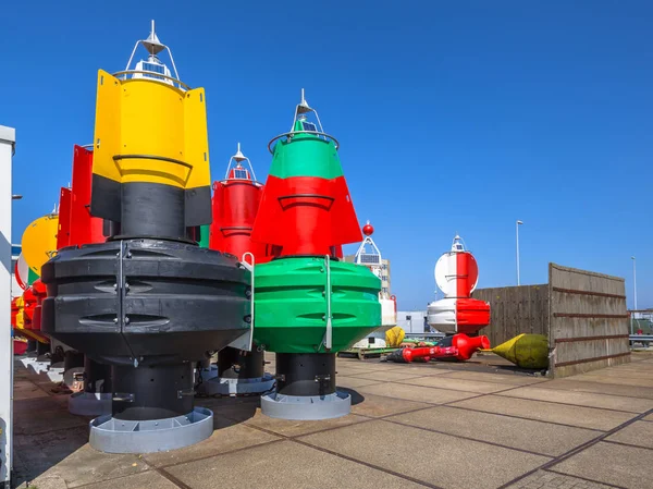 Nautische boeien in een opslag — Stockfoto