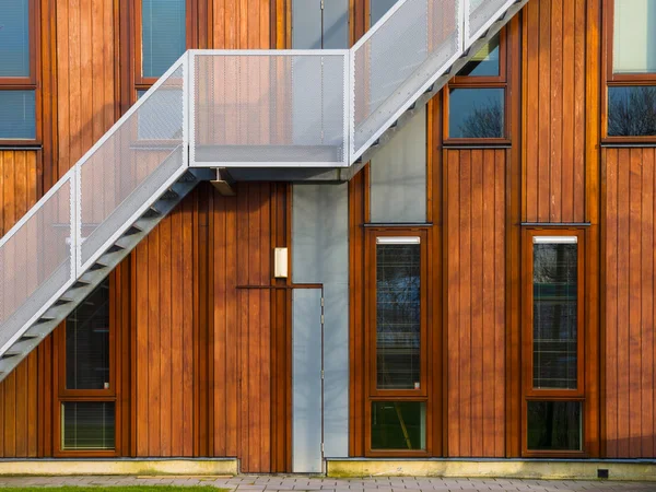 Moderno edificio in legno esterno — Foto Stock