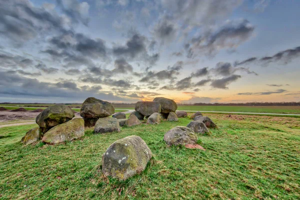 Hunnischer Megalith-Dolmen — Stockfoto