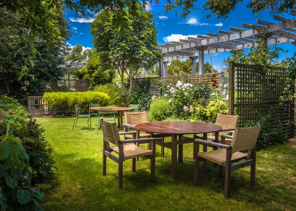 Garten im Hinterhof — Stockfoto