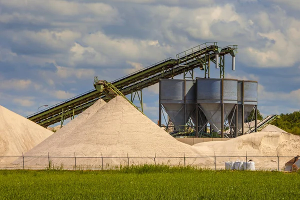 Sand mining terminal detail — Stock Photo, Image