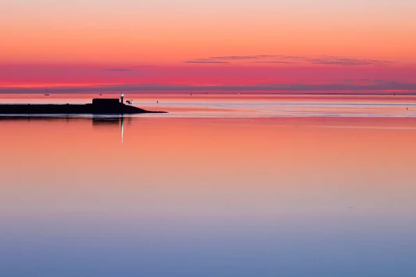 Waddensea 夕阳与码头 — 图库照片