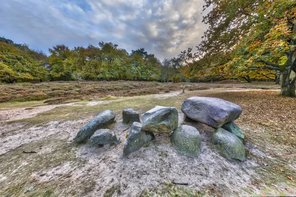 Dolmen antiguo o Hunebed — Foto de Stock