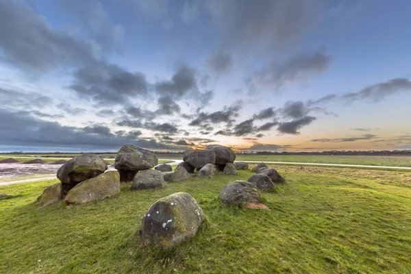 Hunse monolithische Dolmen — Stockfoto