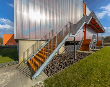 Modern acil çıkış merdiveni