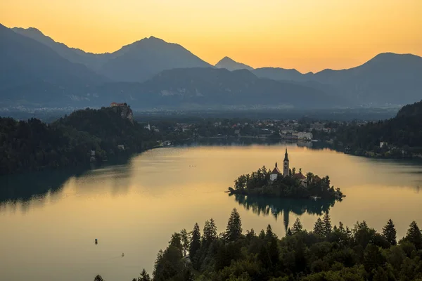 Hava sabah görünümü lake Bled — Stok fotoğraf