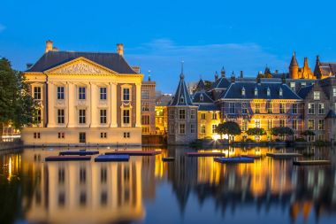 Parlamento Binnenhof ve Mauritshuis Lahey
