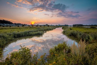 Ren Nehri forelands