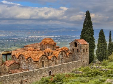 Mystras Mora Yunanistan Bizans Manastırı