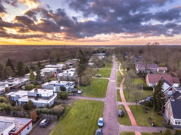 Luchtfoto bungalows en vakantiehuizen — Stockfoto