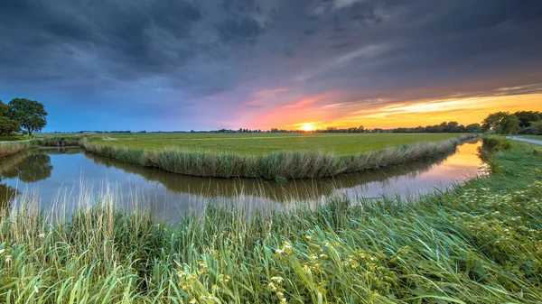 Weitwinkellandschaft — Stockfoto