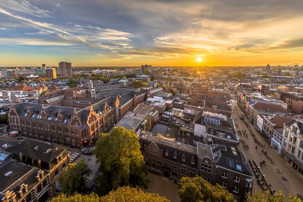 Panoramę zabytkowego miasta Groningen — Zdjęcie stockowe