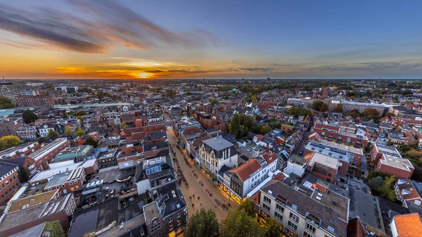 Luftaufnahme Des Historischen Stadtzentrums Von Groningen Unter Untergehender Sonne Die — Stockfoto
