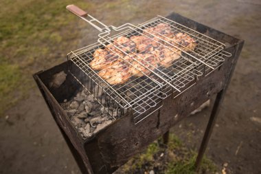 Tavuklu barbekü, Belarus.