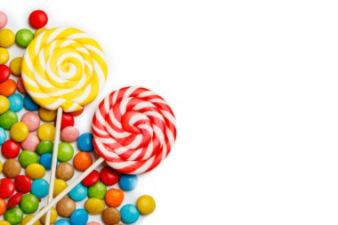 beyaz izole renkli şeker. kopya alanı