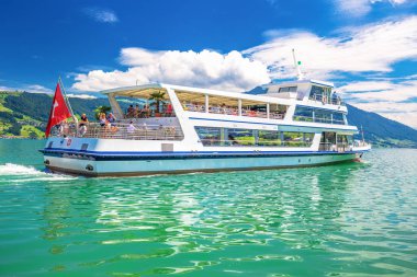 Göl Zug gemide gezi