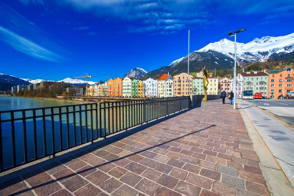 Stadtbild in der innsbrucker Innenstadt — Stockfoto