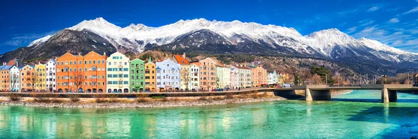 Stadtbild in der innsbrucker Innenstadt — Stockfoto